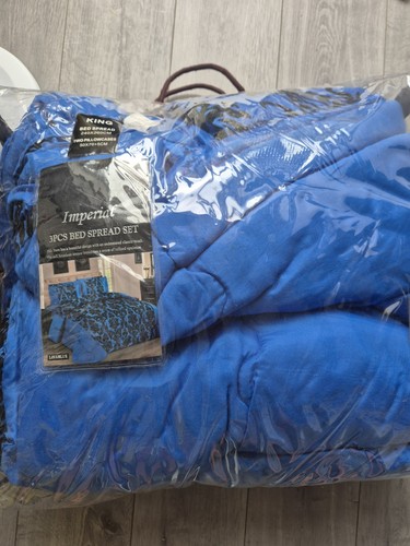 King size bedspread 240x260cm - bedspread,