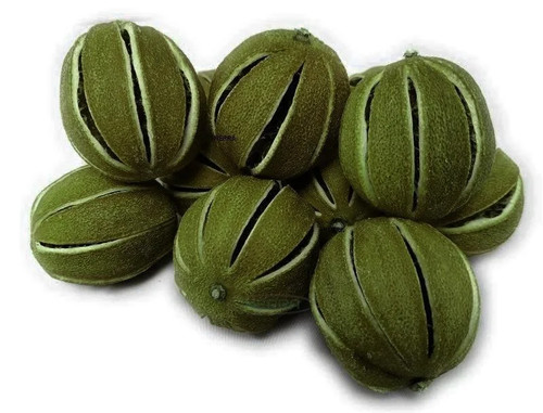 Green dried whole oranges - green,