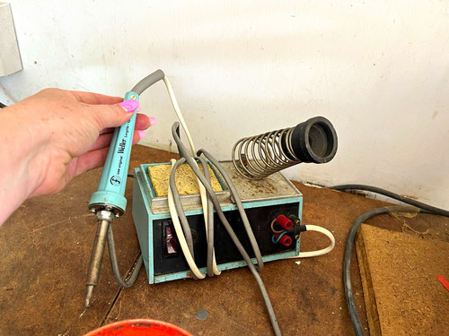 Weller soldering station - weller,