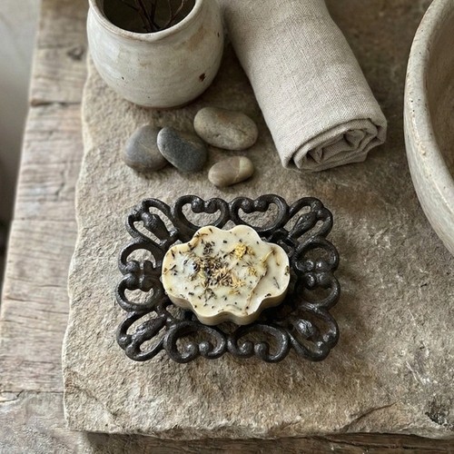 Vintage cast iron soap holder - cast,