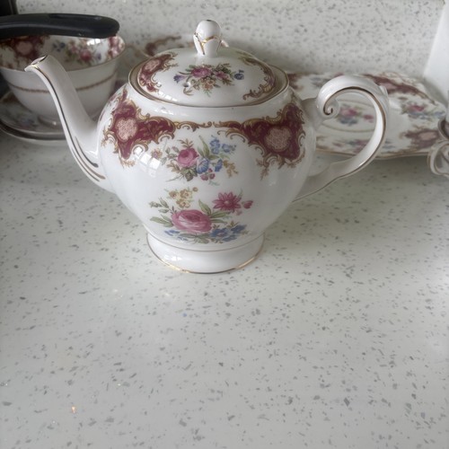 Royal tuscan windsor fine bone - royal,