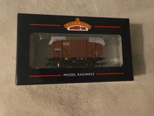 BACHMANN 38-181 BR BAUXITE 12T