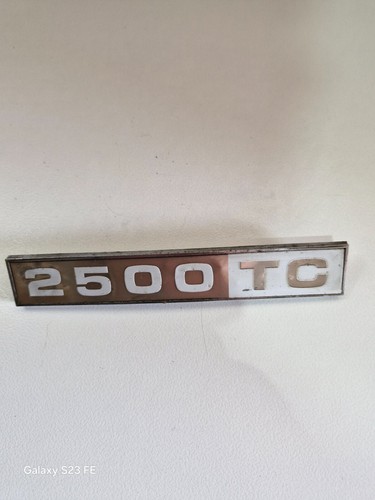 Triumph 2500 nameplate - triumph,