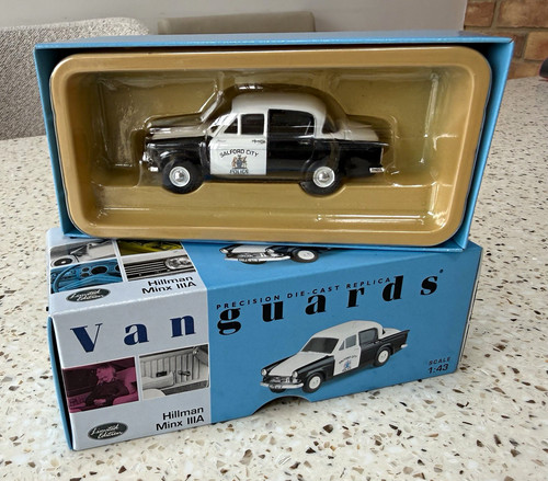Vanguards hillman minx - 1:43,