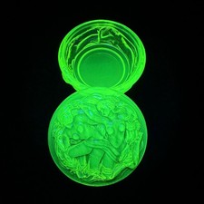 Vaseline Uranium Glass Nude