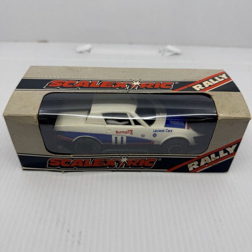 Scalextric c130 triumph - scalextric, tr7