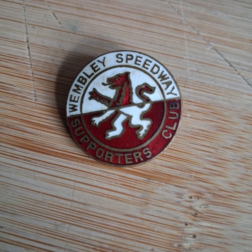 Wembley speedway badge - wembley,