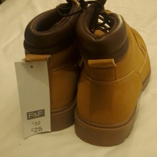 Men brown suede chukka - suede,