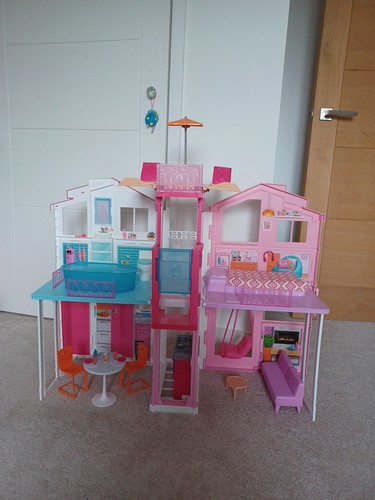 Barbie story townhouse - barbie,