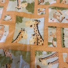 Giraffes Cot Cover / Play