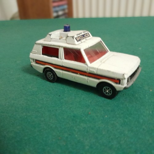 Corgi toys 461 - vigilant, range
