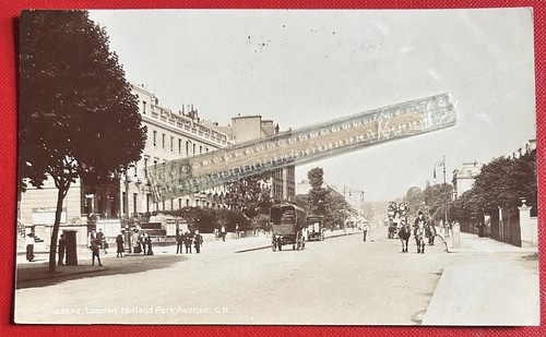 Holland park avenue horse - park,