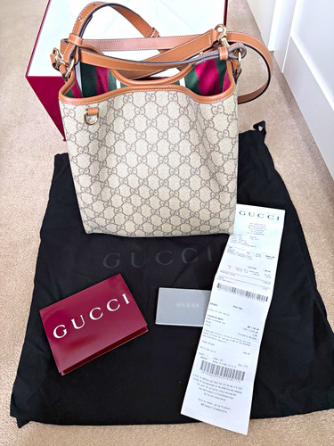 Emblem medium bucket bag - bucket,