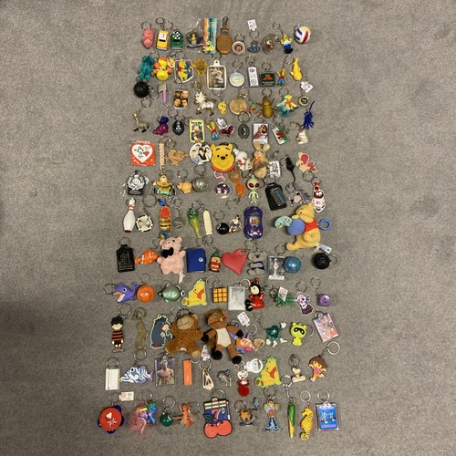 Vintage keyring job lot - x, 120