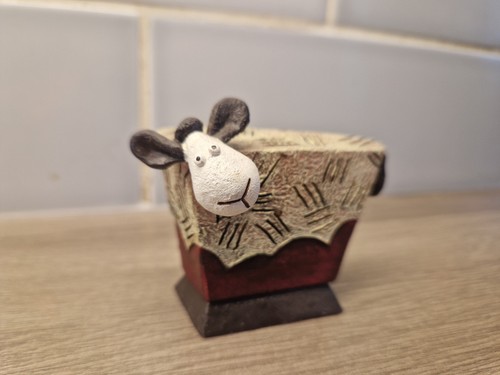 Artforum mavis sheep - artforum,