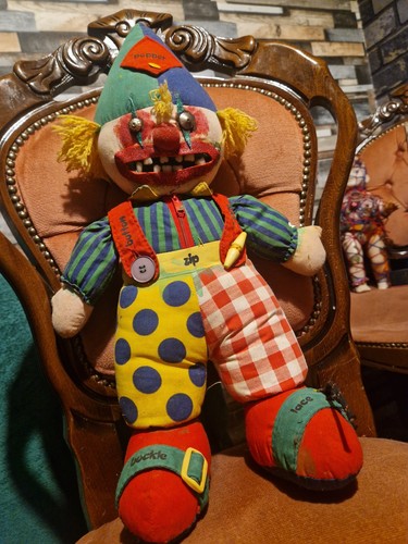 Ooak horror ragdoll clown - ragdoll, with