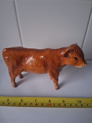 Beswick gloss highland calf - gloss,