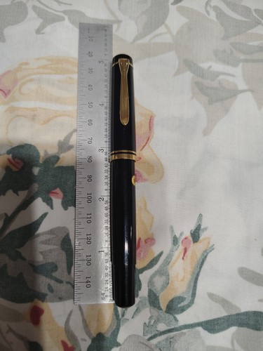Pelikan 200 black fountain pen - pelikan,
