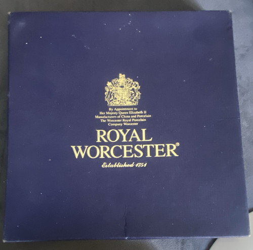 Royal worcester blue cross - worcester,