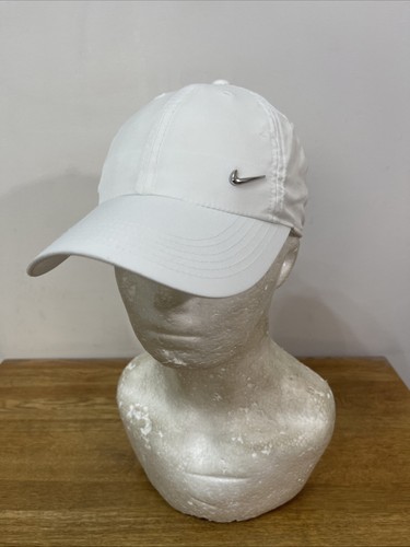 Nike dri fit club - white,