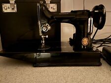 Vintage Singer 221K Featherweight Portable Sewing Machine incl Case circa 1951