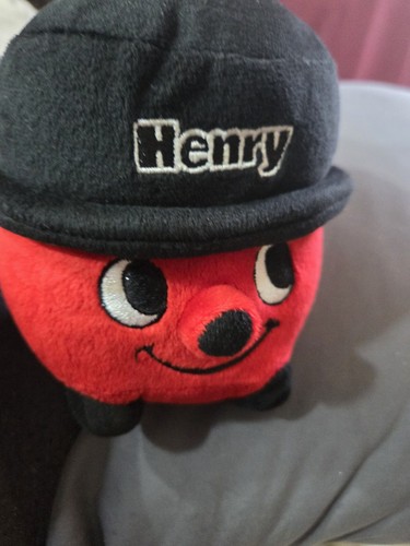 Red huggable henry hoover soft - henry,
