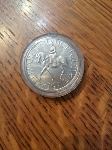 1977 queen elizabeth silver - queen,