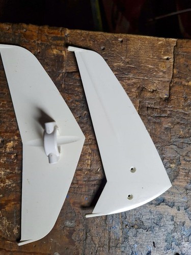 Raptor tail fin - raptor,