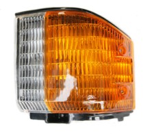 MAZDA E2200 Van Front Left Corner Lamp+ Bulbs '92-'95 Part # 216-1506 - NEW