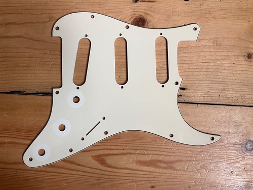 Fender hole 60s - fender, '60s