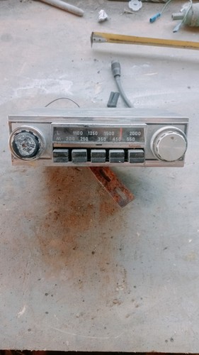 Radio mobile old school car - radio,