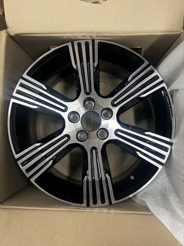 Genuine volvo alloy wheel - genuine,