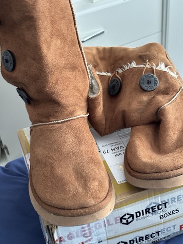 Ugg boots worn but still - ugg,