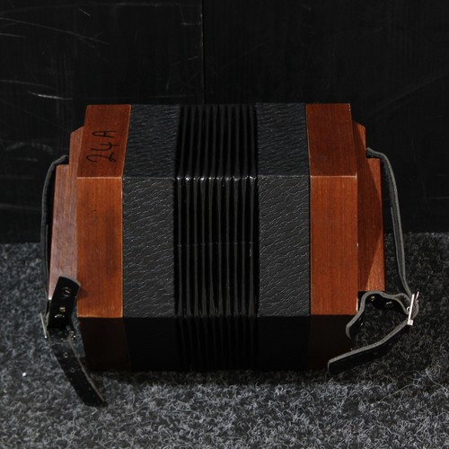 Concertina gear4music c g - concertina, c/g