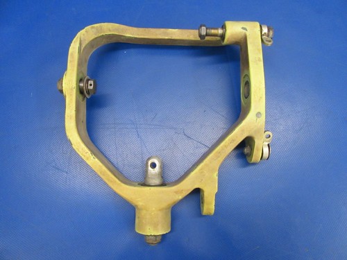 Beech sierra 24r - beech, yoke