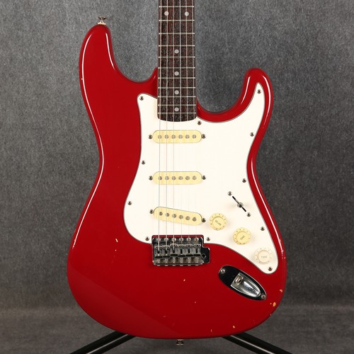 Squier stratocaster made - stratocaster,