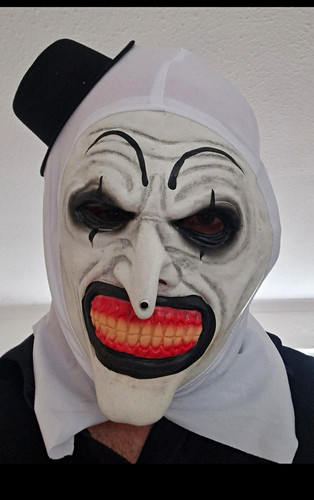 Scary white full - scary,