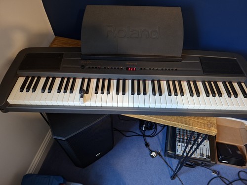 Roland 760 digital keyboard - ep-760,