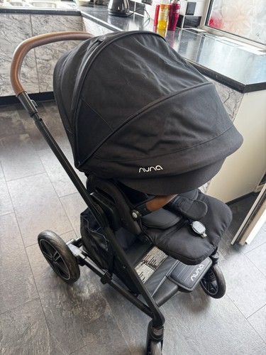 Nuna mixx pushchair inc apron - nuna,