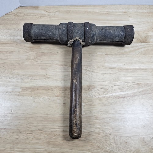 Shipwrights caulking hammer - shipwrights,