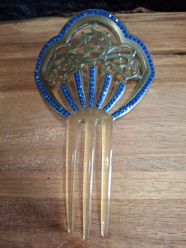 Art deco hair - hair, comb