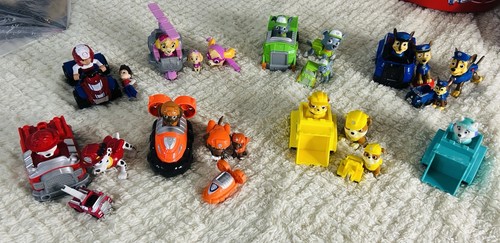 Large collection paw patrol - of,