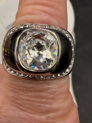 Mens black ring solitaire