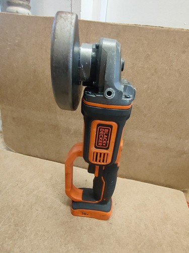 Black decker bcg720 18v - &,