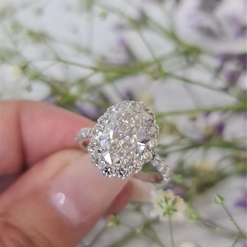 Oval cut lab grown - 3.00, ct