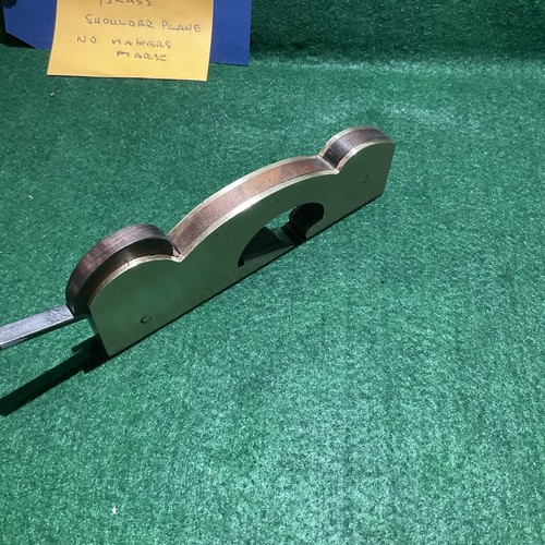 Fine brass and rosewood - brass,