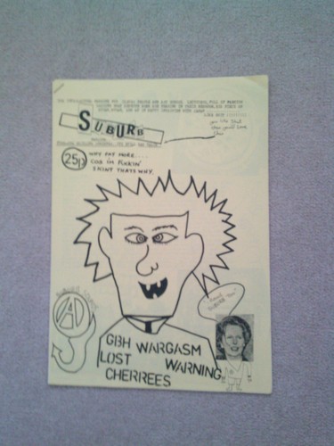 Suburb issue anarcho - issue, 3