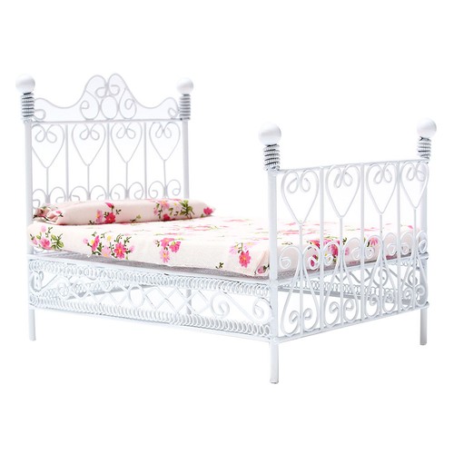 Miniature metal bed house - metal,