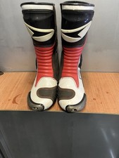 AXO  WATERPROOF RACE  BOOTS LEATHER   SIZE 7