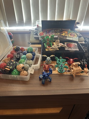 Bakugan mixed lot plastic - mixed, 10+